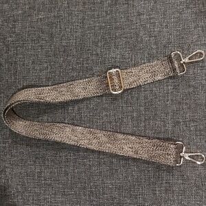 Adjustable Black and Tan Marled  Strap with Gold Hardware